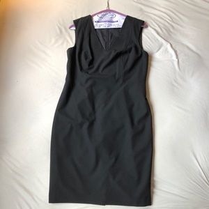 Ann Taylor suit dress. Size 8p.